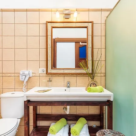 6D Spectacular With Jacuzzi And Lounge Area