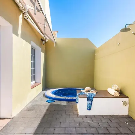 6D Spectacular With Jacuzzi And Lounge Area Granadilla De Abona